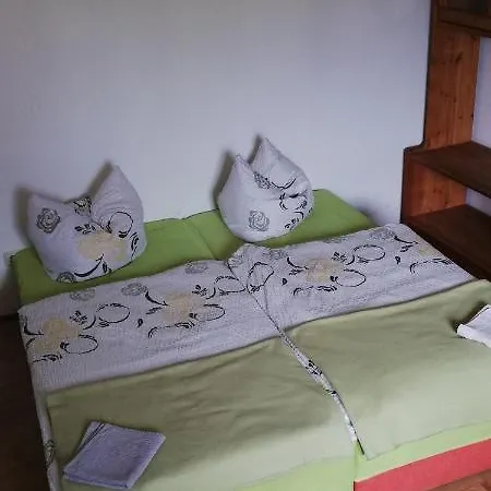 An Den Gaerten Apartment